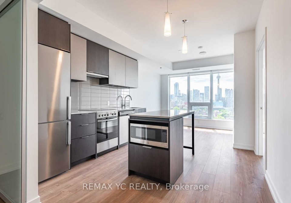 203-college-street-toronto-ontario-c12900732