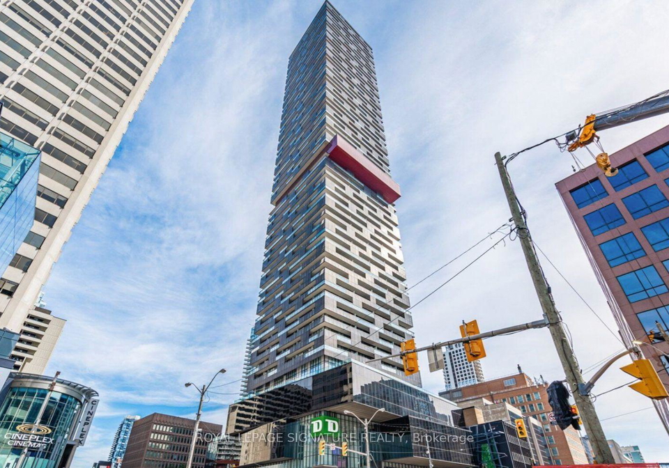 8-eglinton-avenue-w-toronto-ontario-c12901170