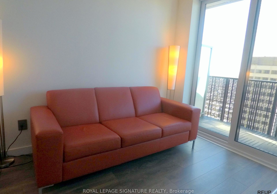 8-eglinton-avenue-w-toronto-ontario-c12901170
