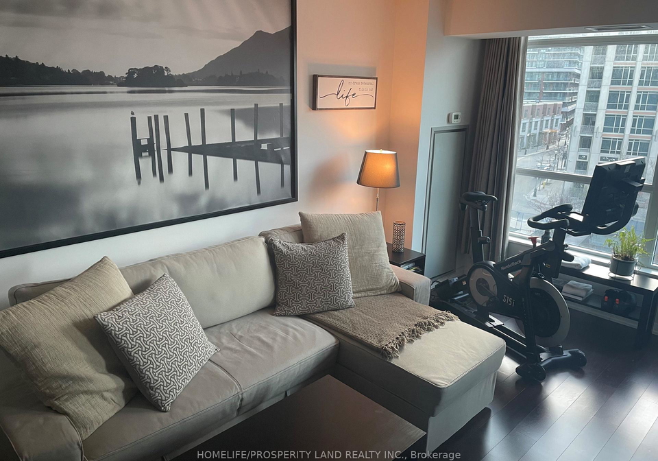 215-fort-york-boulevard-toronto-ontario-c12901278