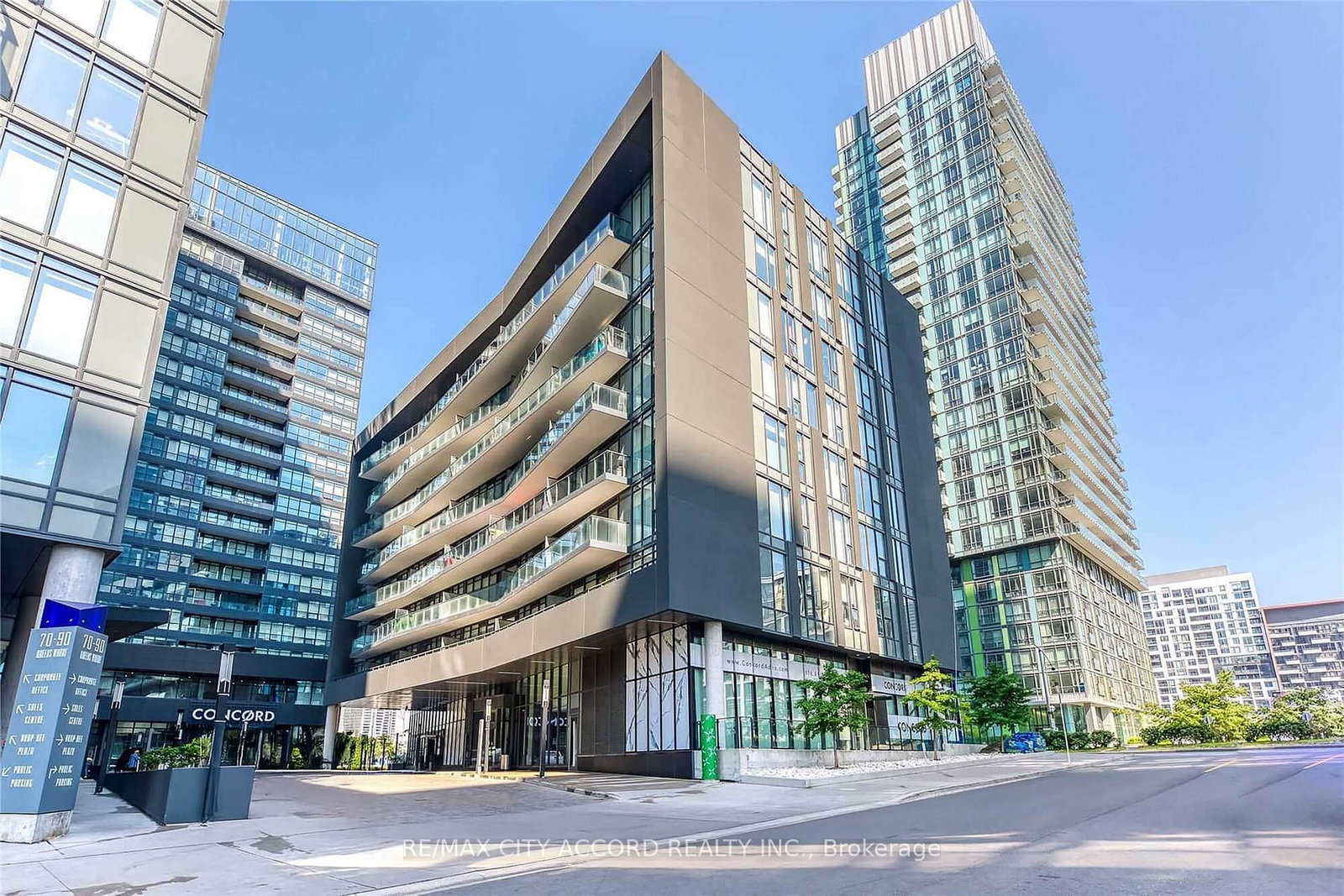 90-queens-wharf-road-toronto-ontario-c12901428