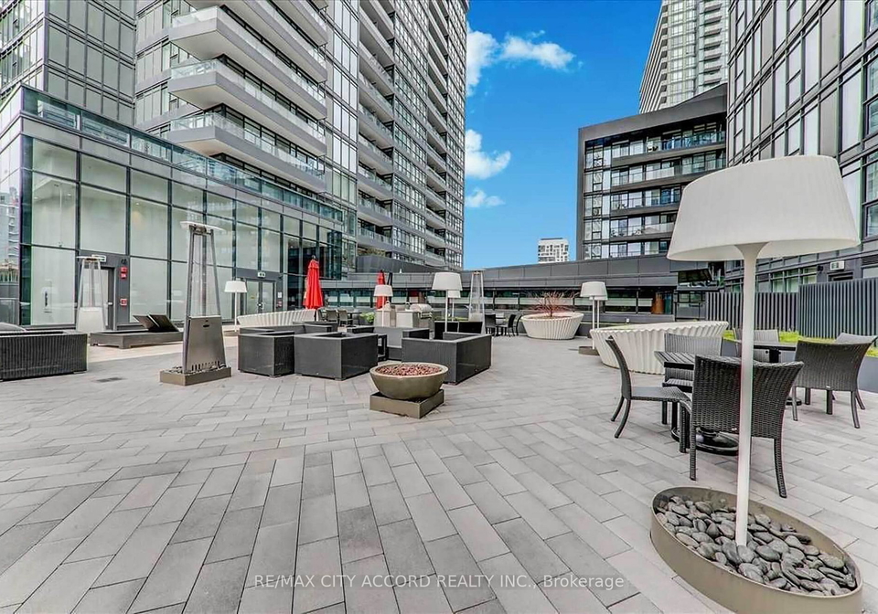 90-queens-wharf-road-toronto-ontario-c12901428