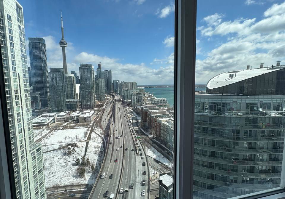 17-bathurst-street-toronto-ontario-c12901442