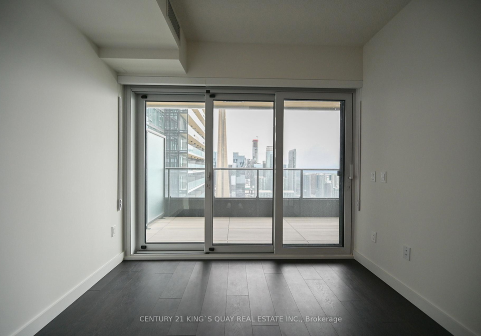 3-concord-cityplace-way-toronto-ontario-c12901456