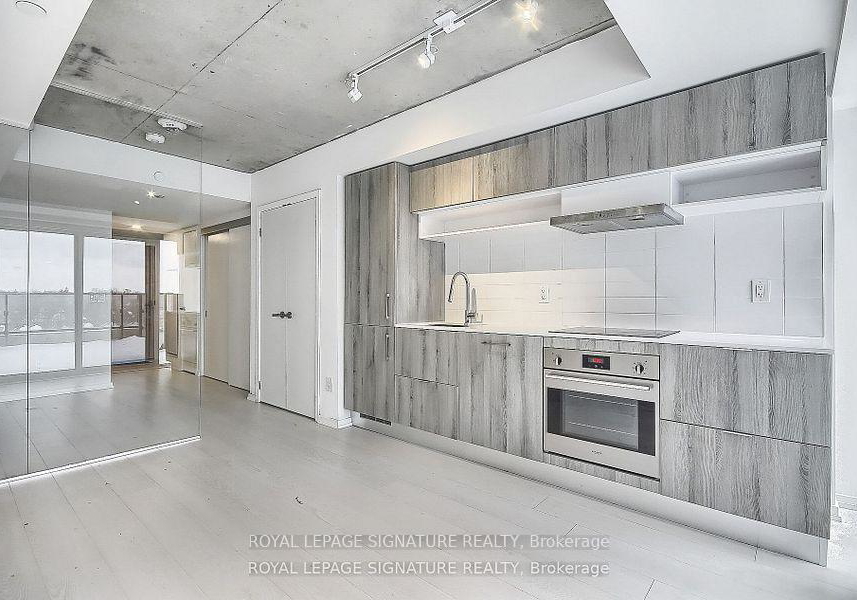 5-soudan-avenue-toronto-ontario-c12901492