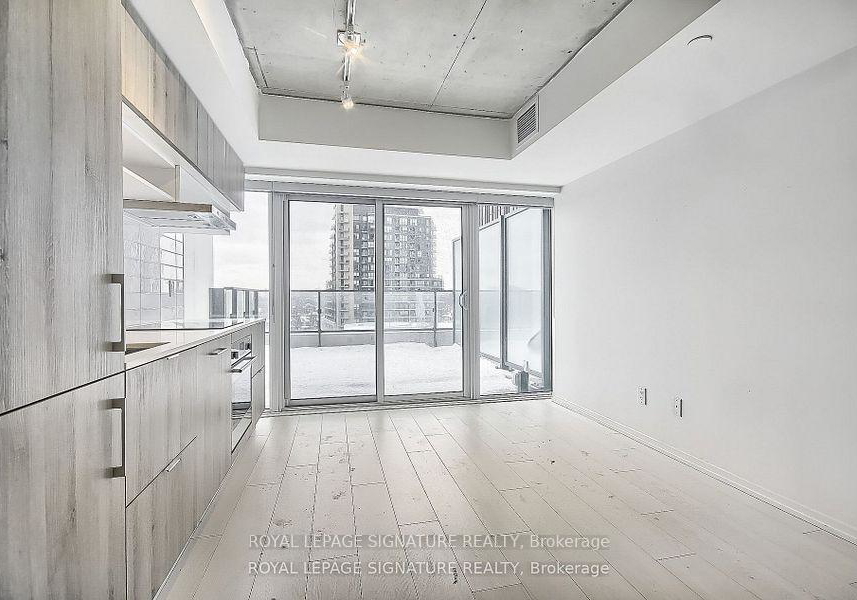 5-soudan-avenue-toronto-ontario-c12901492