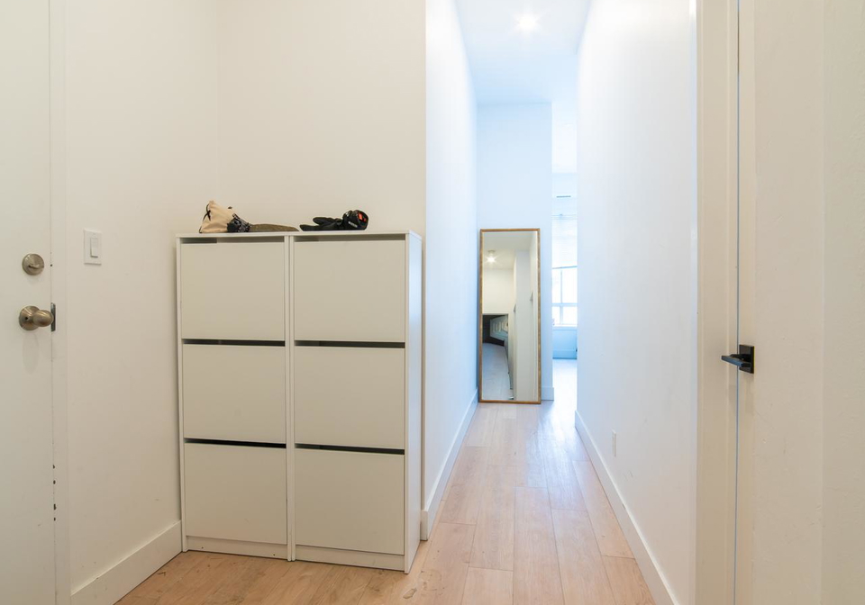 409-college-street-toronto-ontario-c12901590