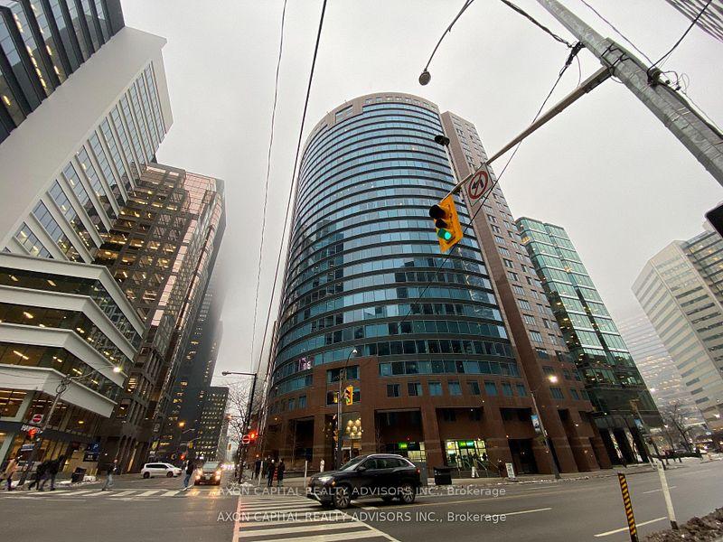 33-university-avenue-toronto-ontario-c12901742