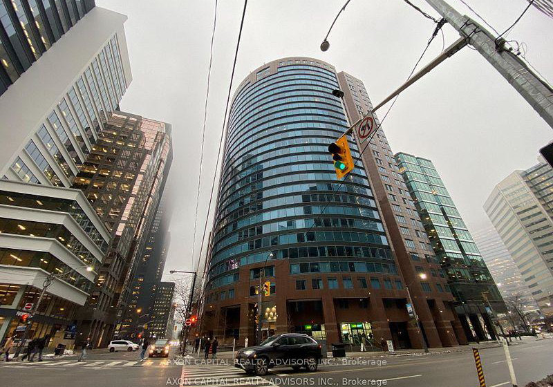 33-university-avenue-toronto-ontario-c12901742
