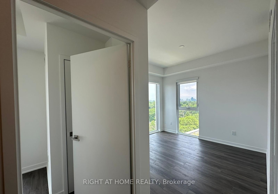500-wilson-avenue-toronto-ontario-c12901754