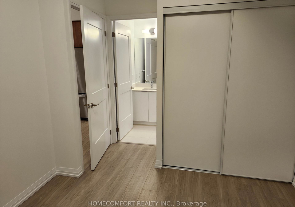 25-holly-street-toronto-ontario-c12901826