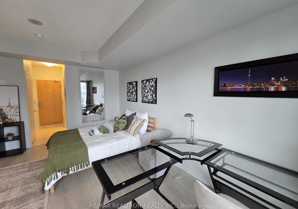 65-bremner-boulevard-toronto-ontario-c12902054