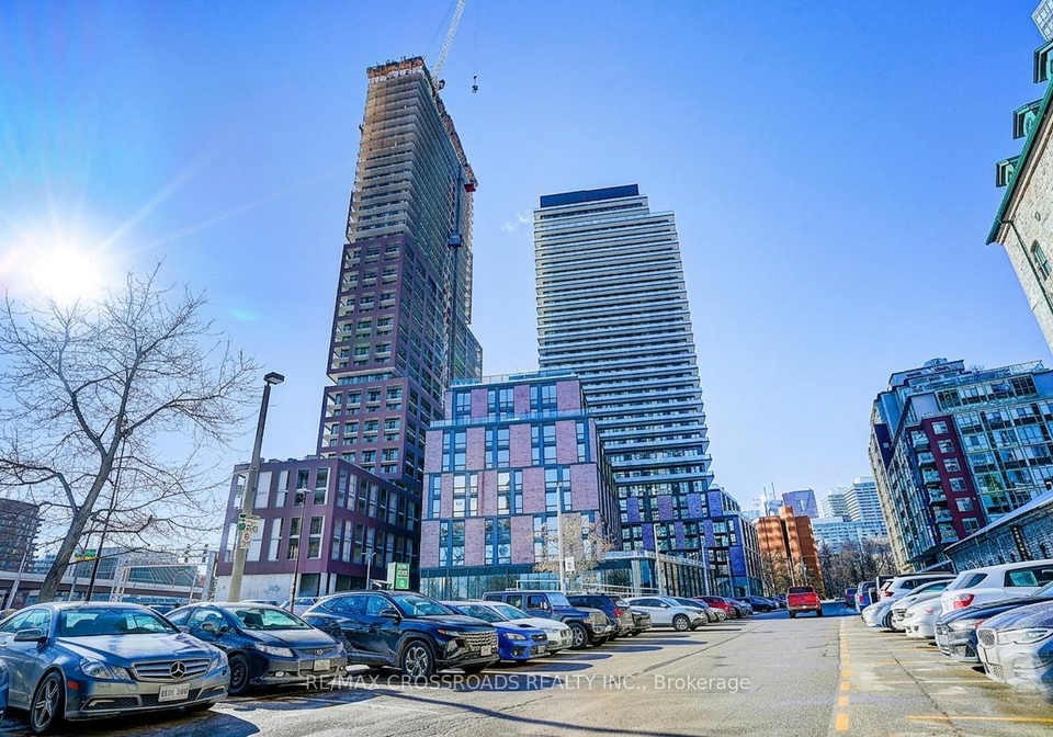 35-parliament-street-toronto-ontario-c12902070