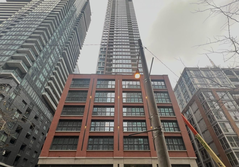 55-mercer-street-toronto-ontario-c12902352