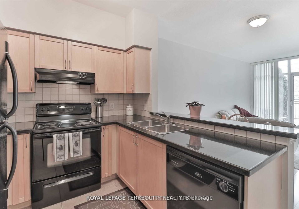 3830-bathurst-street-toronto-ontario-c12902456