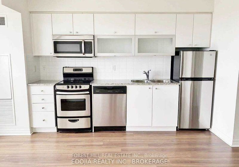 2015-sheppard-avenue-e-north-york-ontario-c12902770