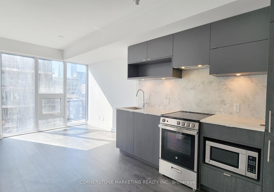 100-queen-street-e-toronto-ontario-c12902802