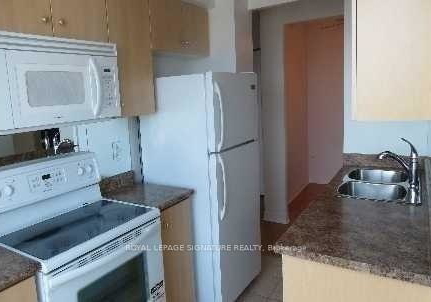 212-eglinton-avenue-e-toronto-ontario-c12902880