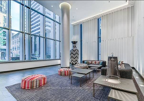 42-charles-street-e-toronto-ontario-c12903122