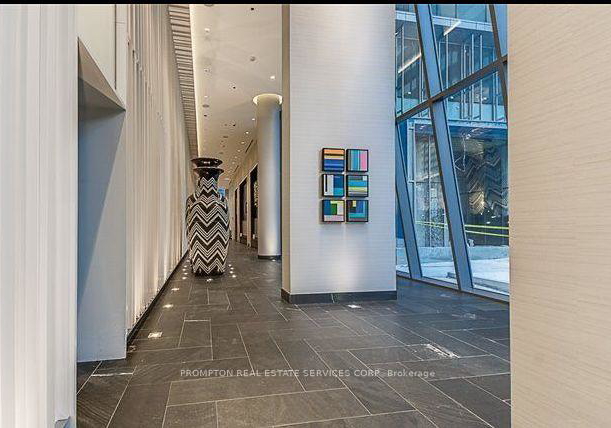 42-charles-street-e-toronto-ontario-c12903122