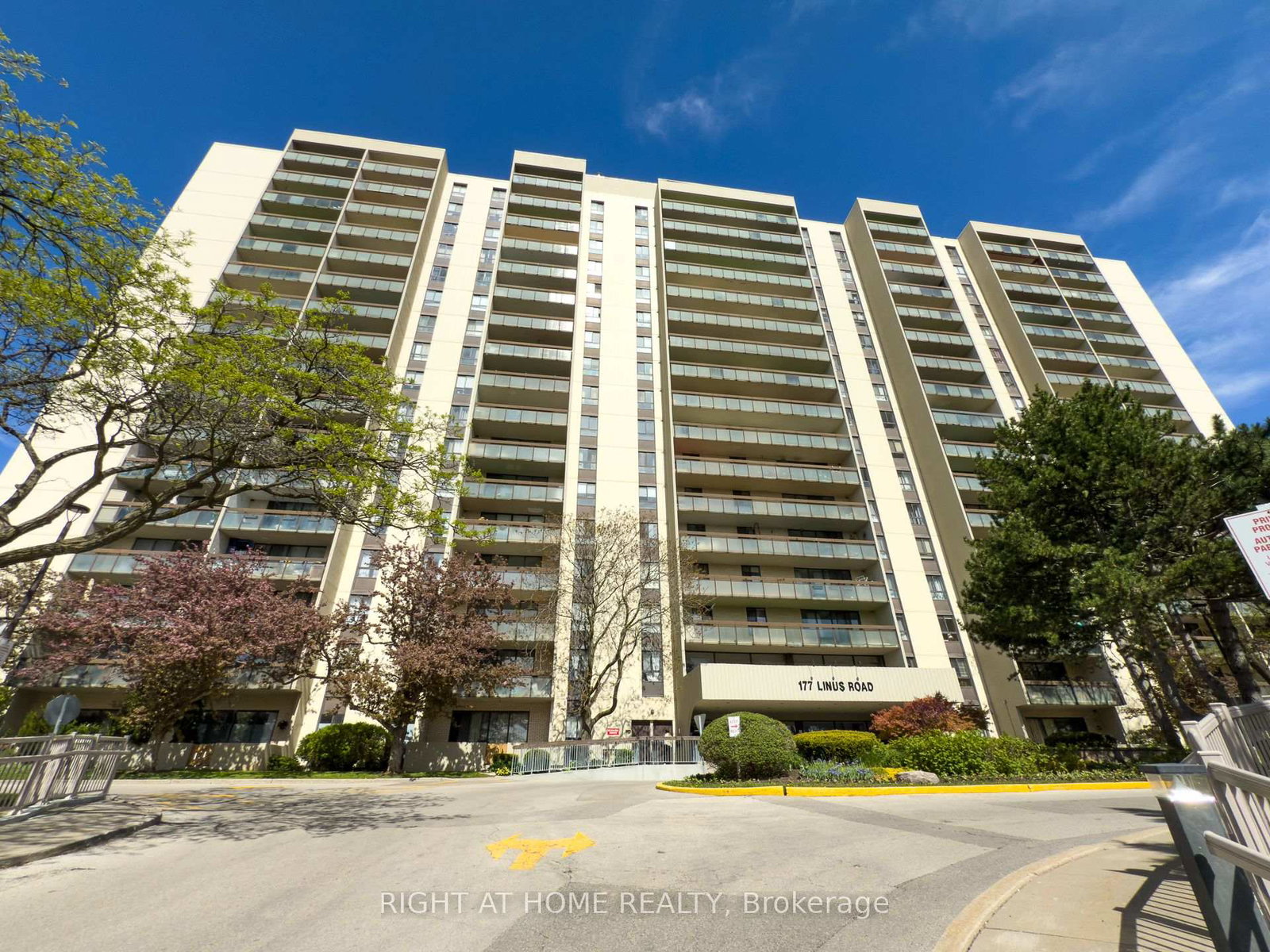 177-linus-road-north-york-ontario-c12903164