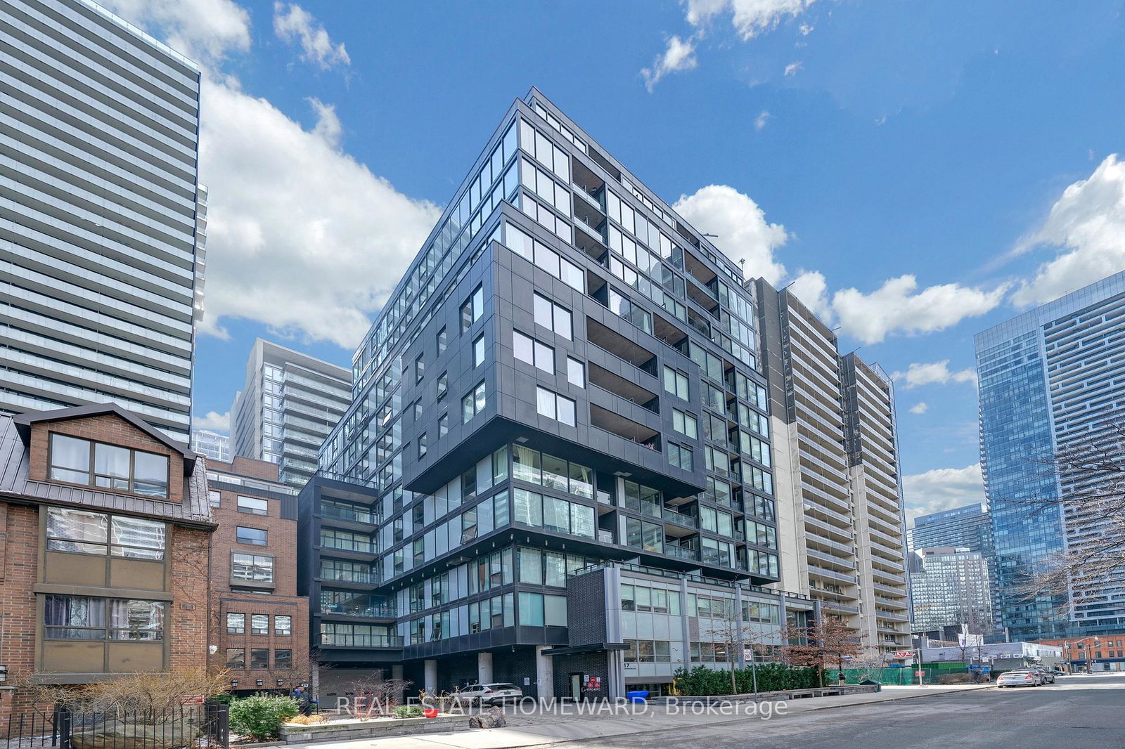 17-dundonald-street-toronto-ontario-c12903896