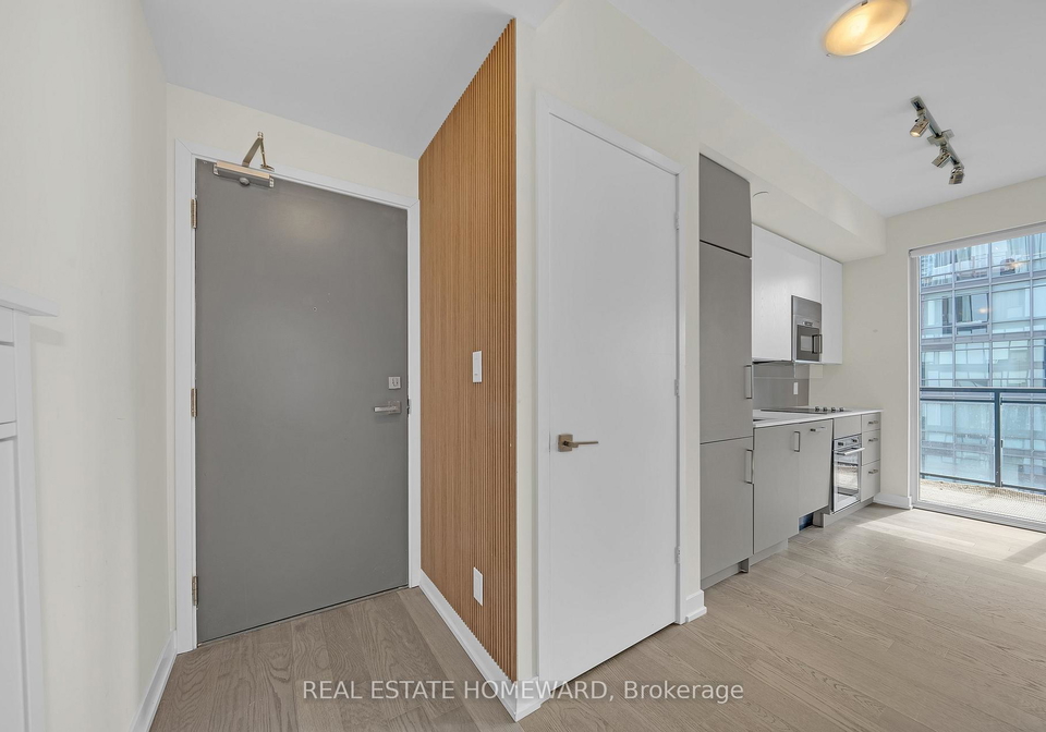 17-dundonald-street-toronto-ontario-c12903896