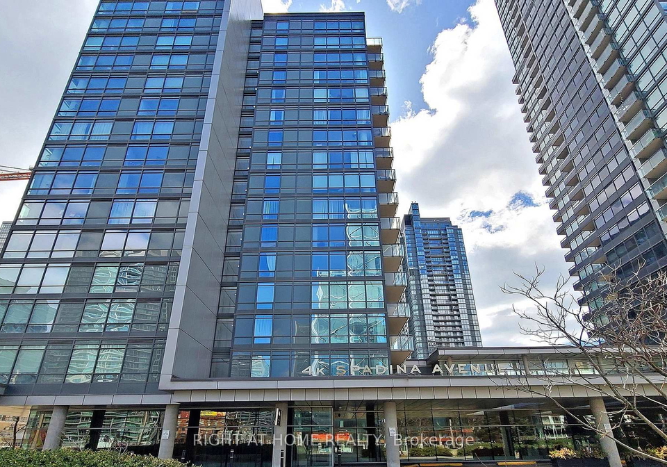 4k-spadina-avenue-toronto-ontario-c12904264