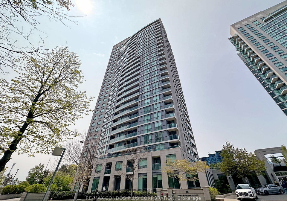 30-harrison-garden-boulevard-north-york-ontario-c12904534