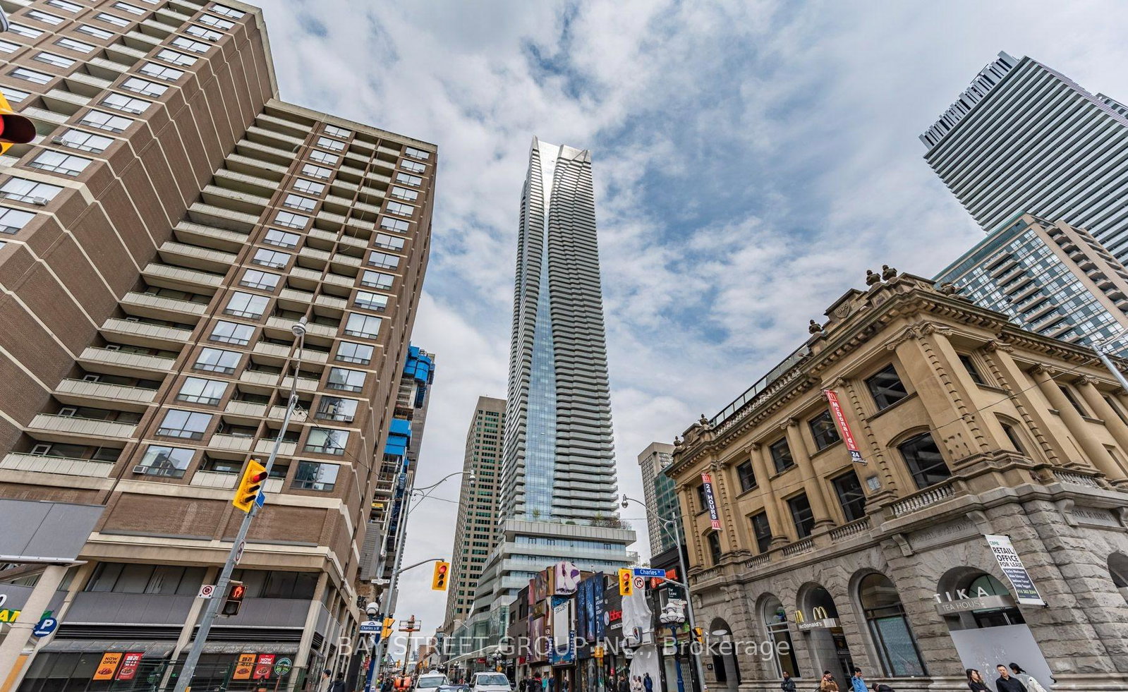 1-bloor-street-e-toronto-ontario-c12905022