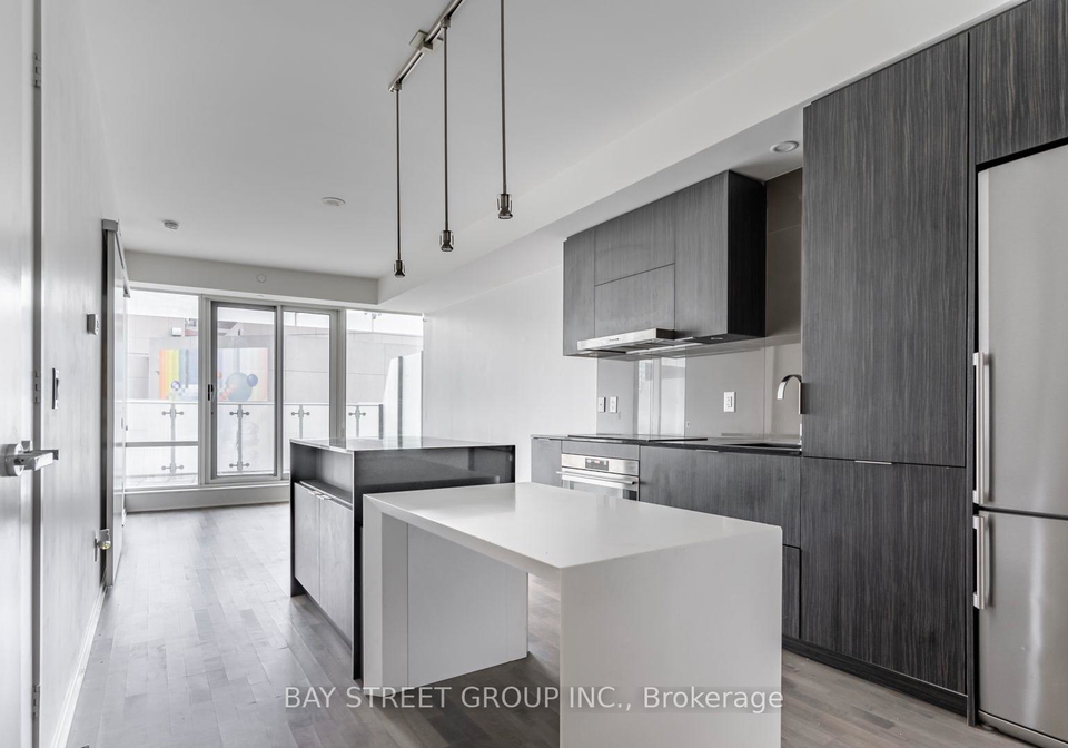 1-bloor-street-e-toronto-ontario-c12905022