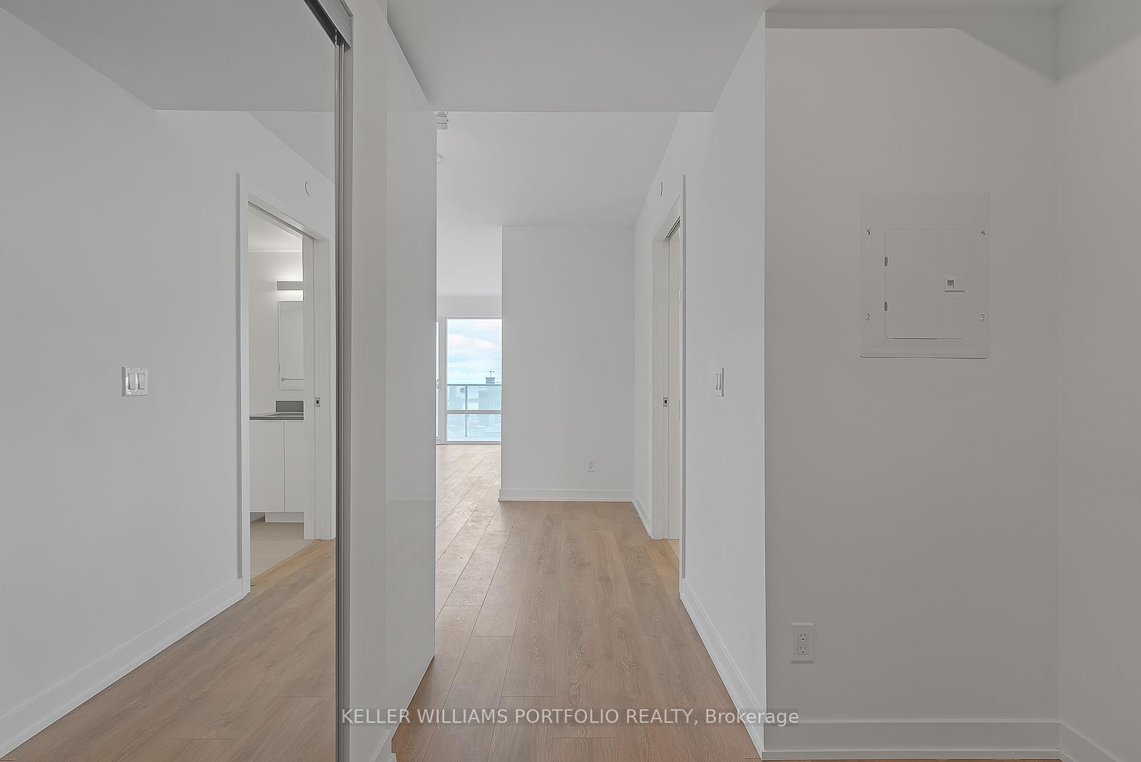 501-yonge-street-toronto-ontario-c12905128