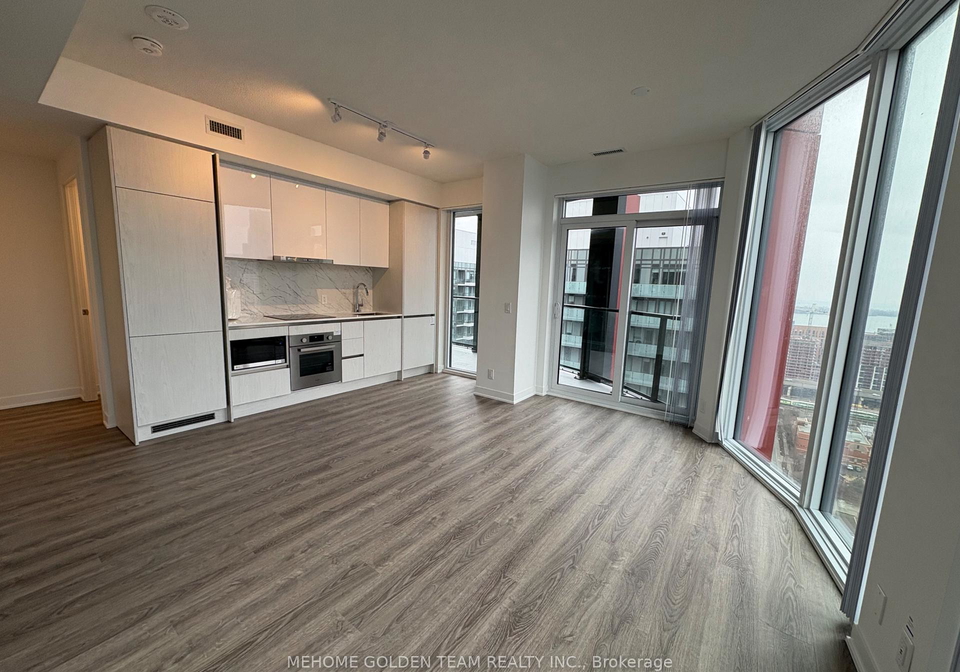 180-front-street-e-toronto-ontario-c12905260