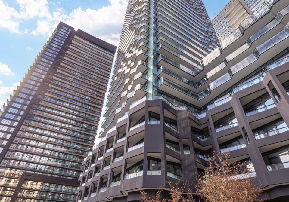 110-broadway-avenue-toronto-ontario-c12905266