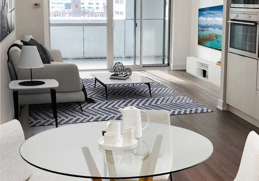 318-richmond-street-w-toronto-ontario-c12905442