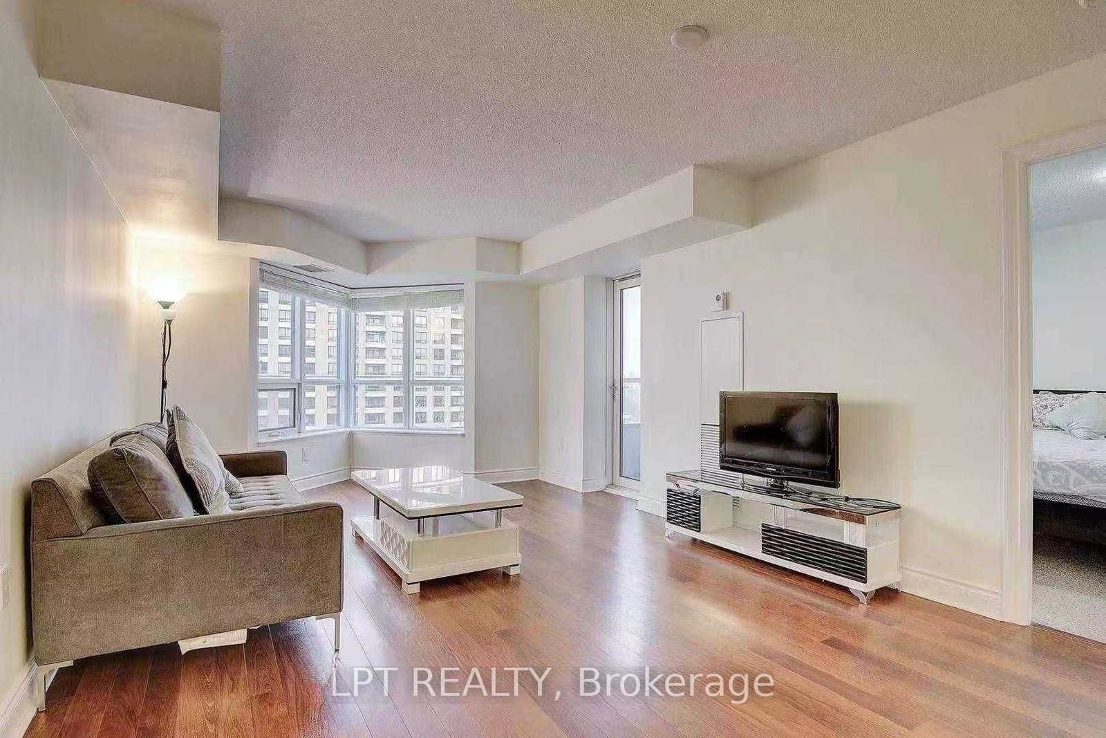 500-doris-avenue-north-york-ontario-c12905848