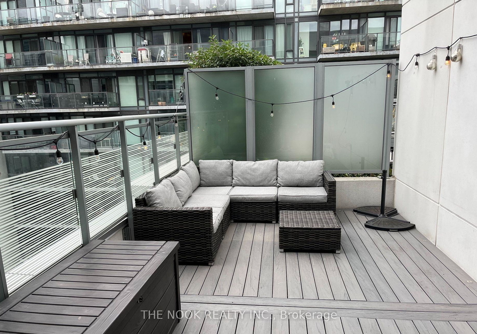 525-adelaide-street-w-toronto-ontario-c12905864