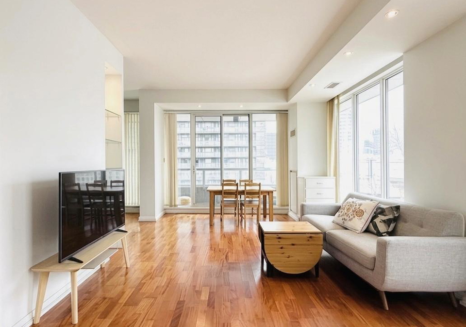 111-elizabeth-street-toronto-ontario-c12905912