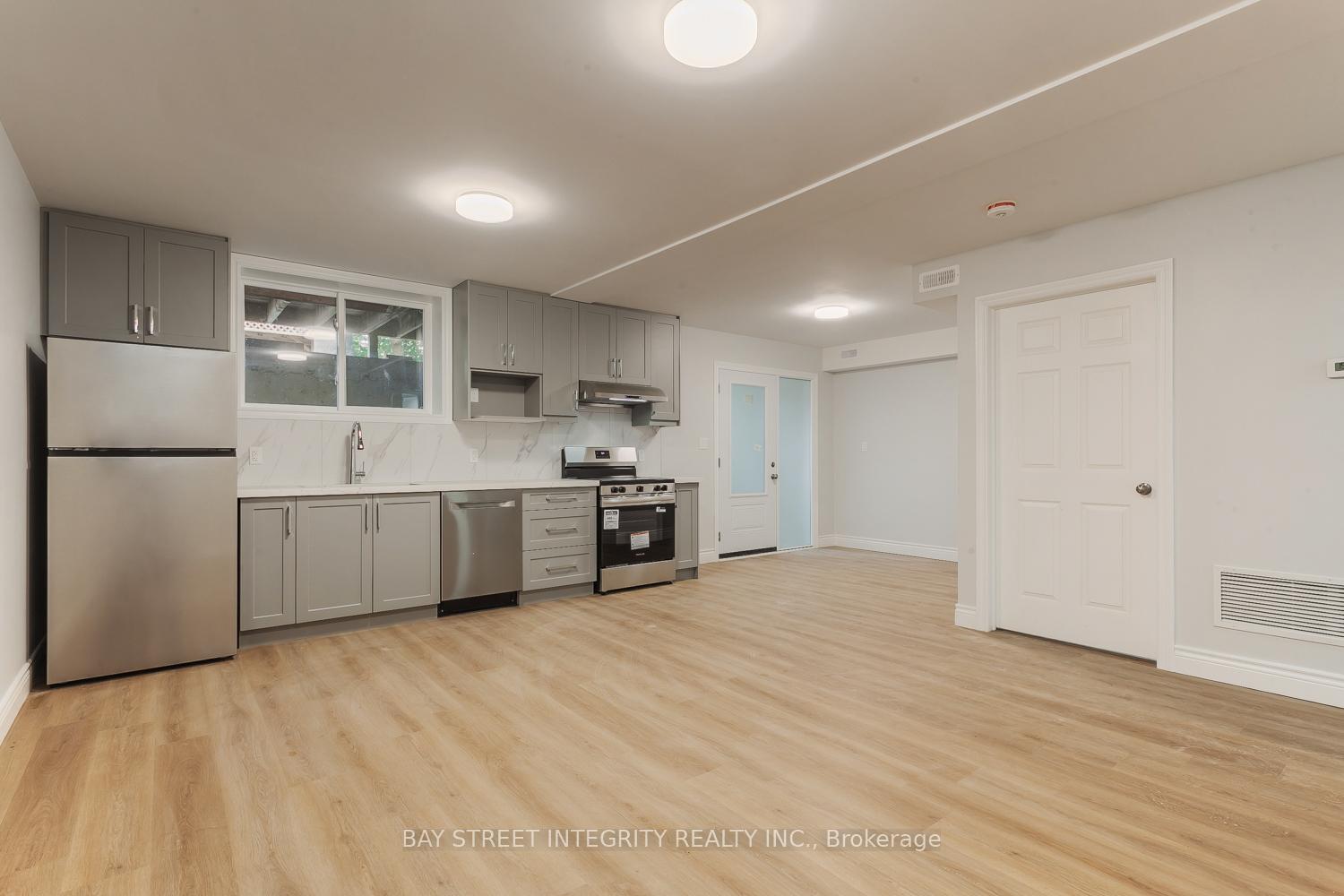459-palmerston-boulevard-toronto-ontario-c12905916