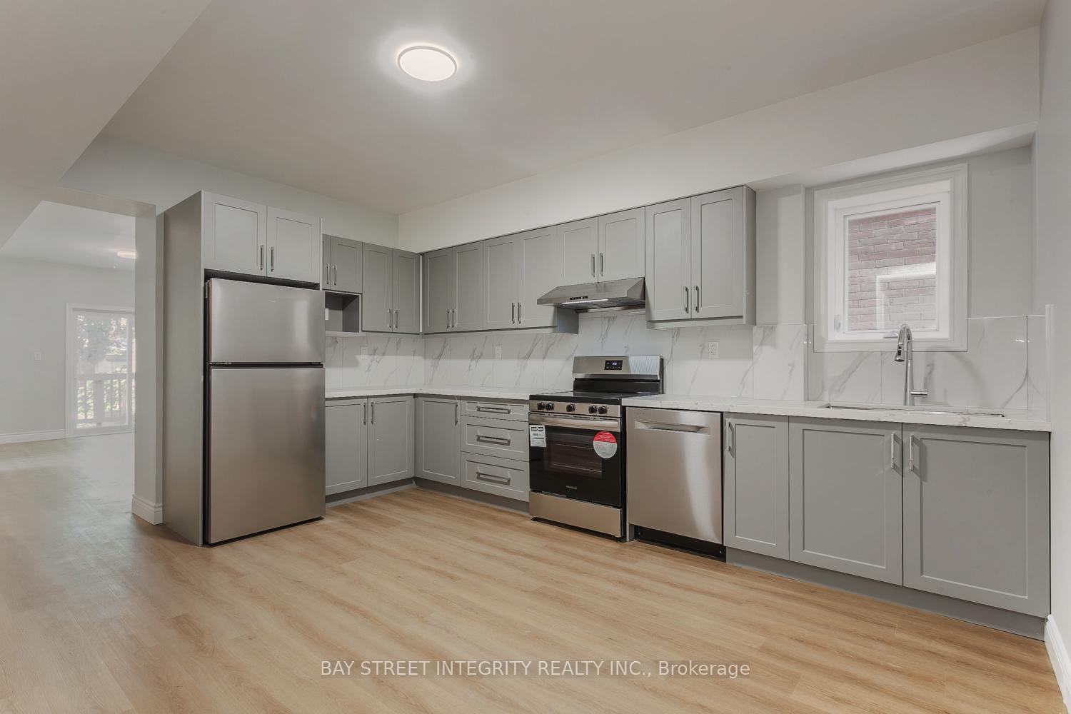 459-palmerston-boulevard-toronto-ontario-c12905920
