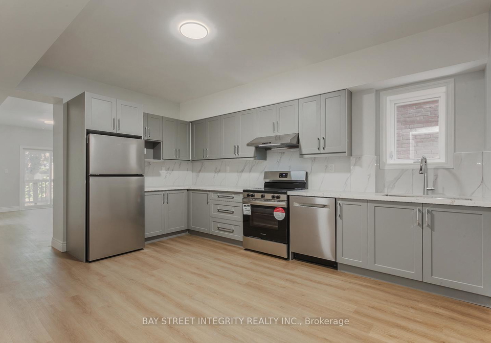 459-palmerston-boulevard-toronto-ontario-c12905920