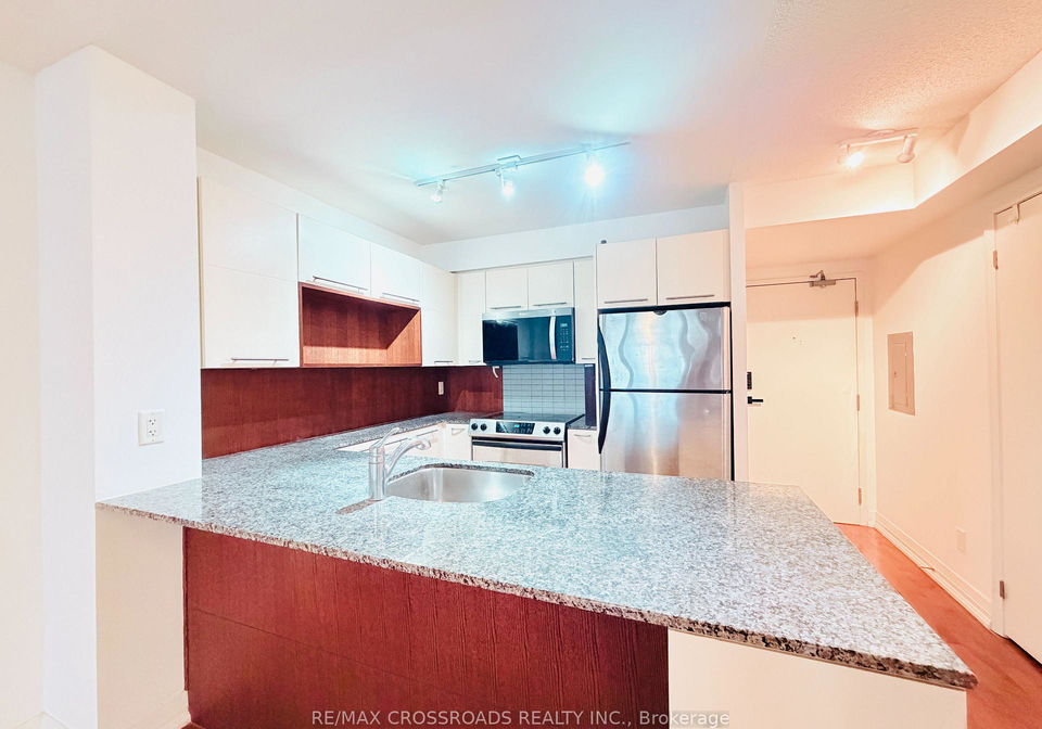 21-carlton-street-toronto-ontario-c12905982