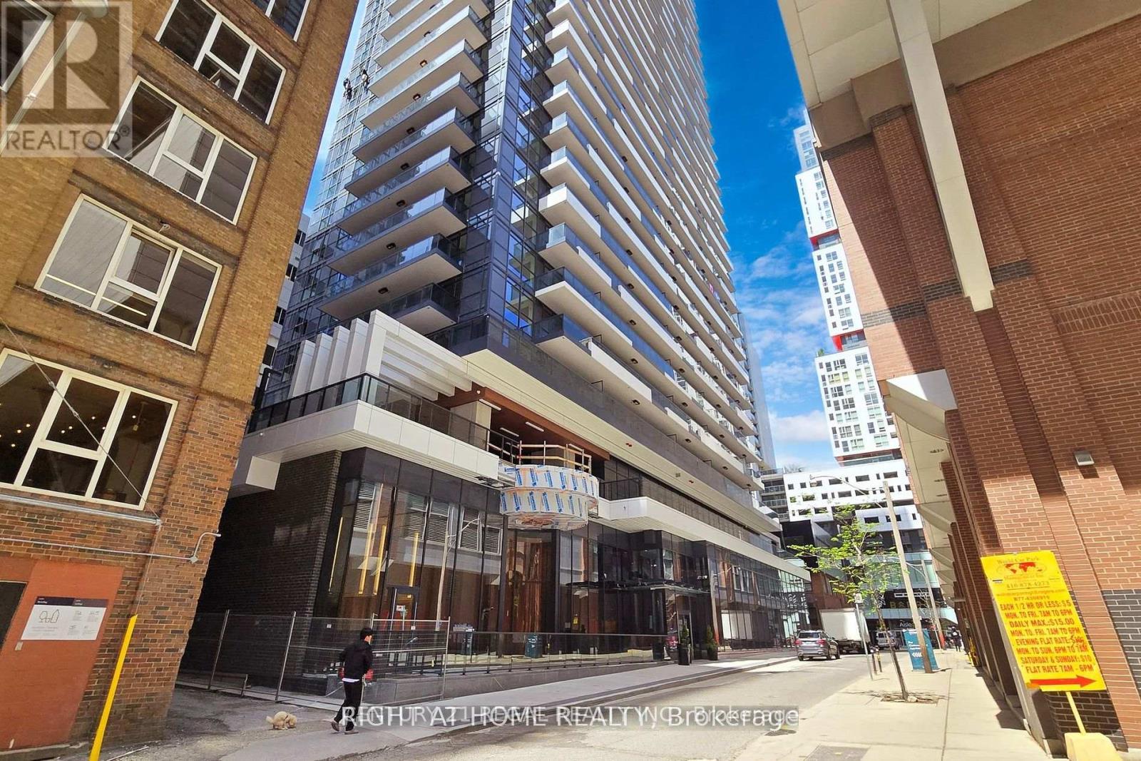 38-widmer-street-toronto-ontario-c12905984