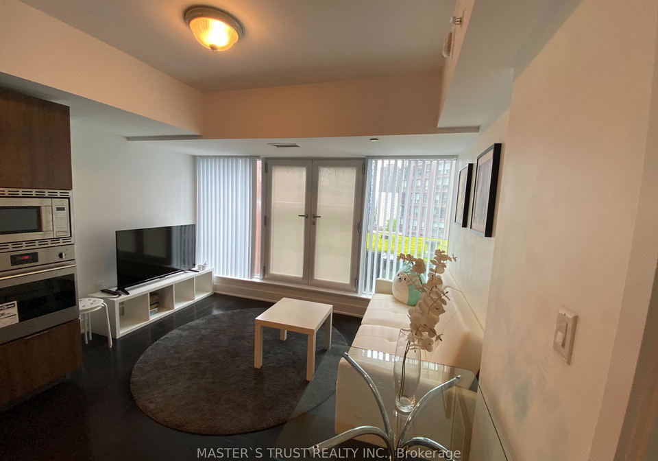 955-bay-street-toronto-ontario-c12905992