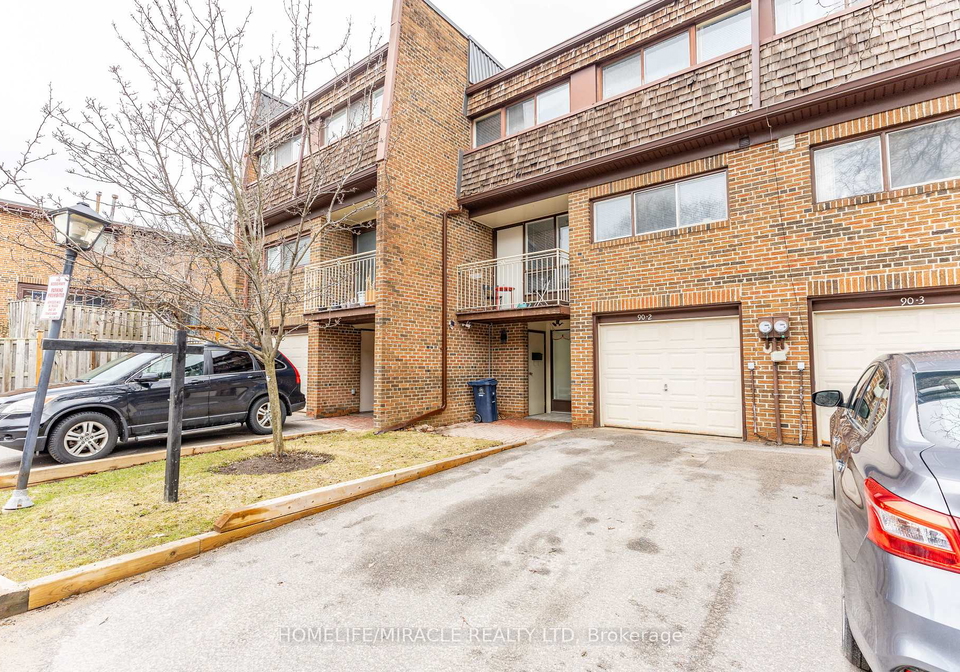 90-castlebury-crescent-north-york-ontario-c12906630