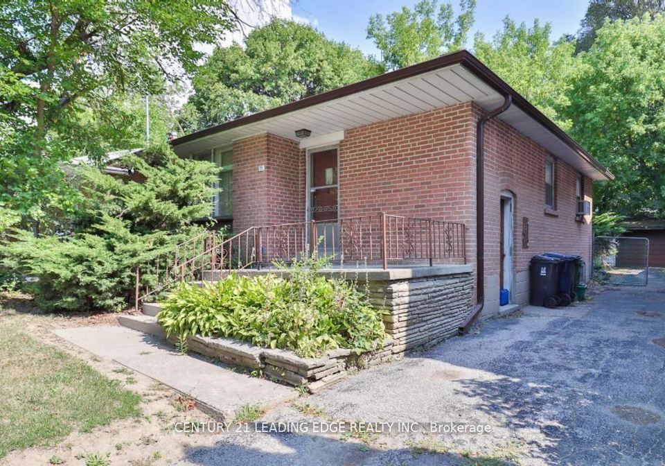 11-collinson-boulevard-toronto-ontario-c12906800