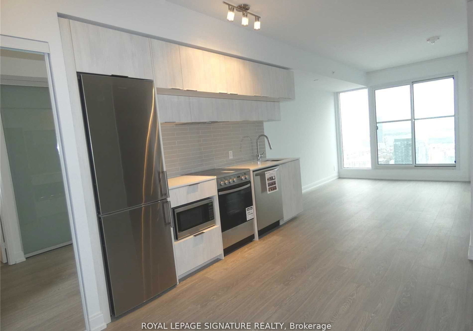 181-dundas-street-e-toronto-ontario-c12906844