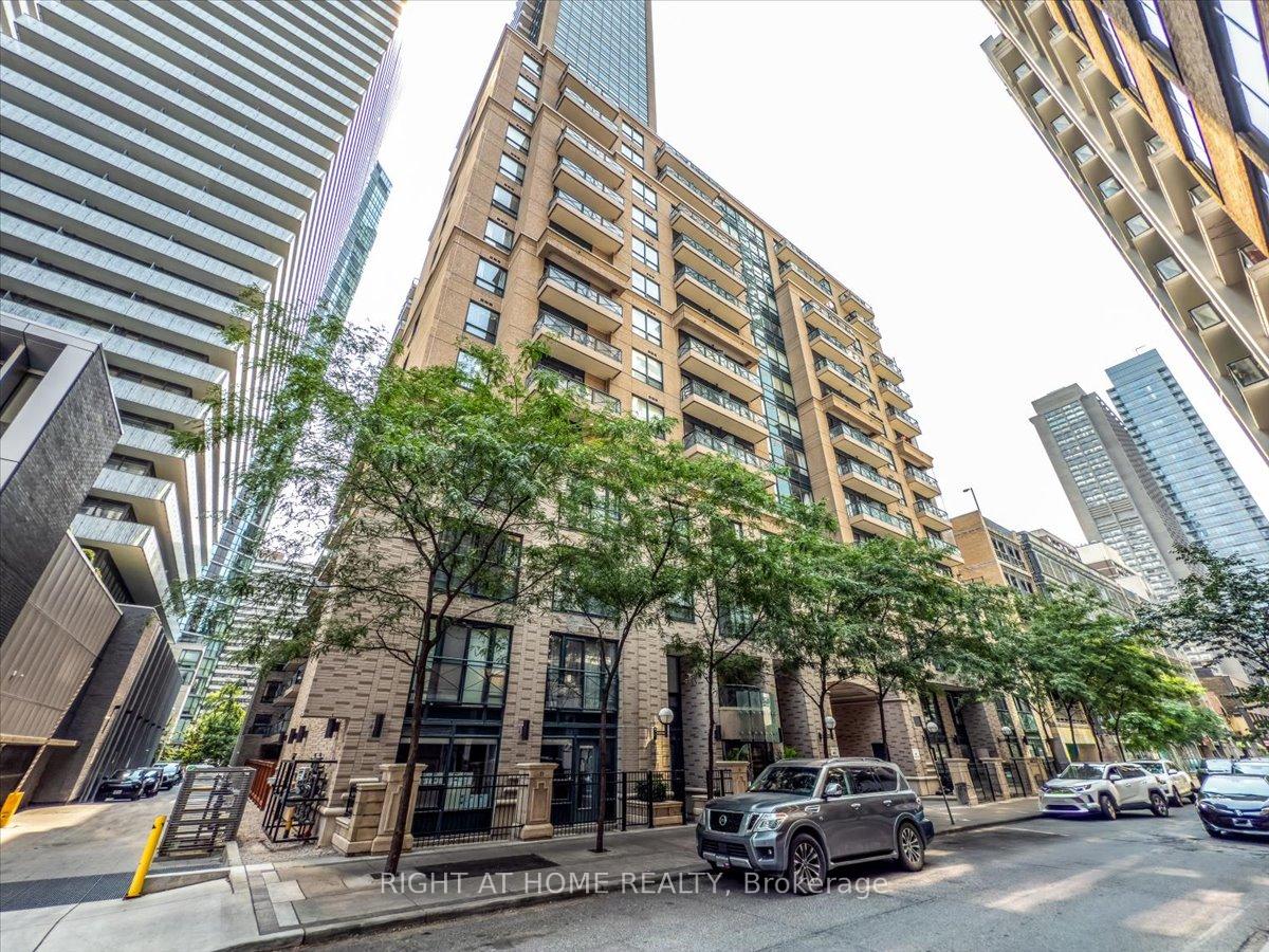 35-hayden-street-toronto-ontario-c12907030