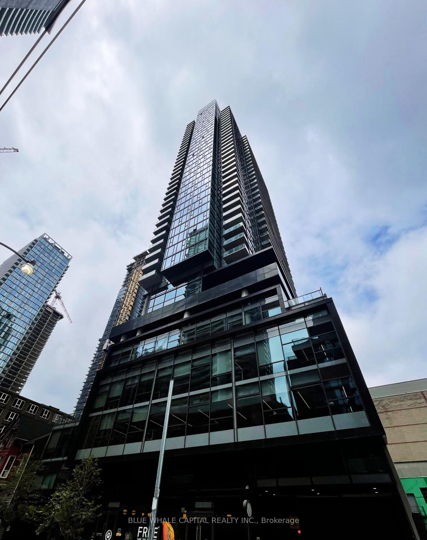 290-adelaide-street-w-toronto-ontario-c12907066
