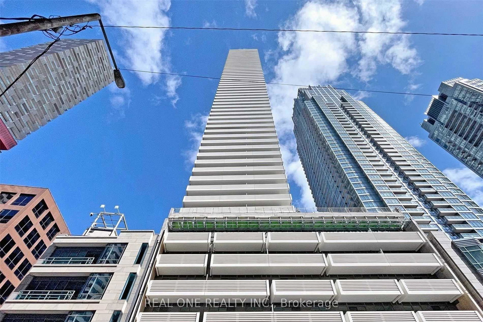 2221-yonge-street-toronto-ontario-c12907248